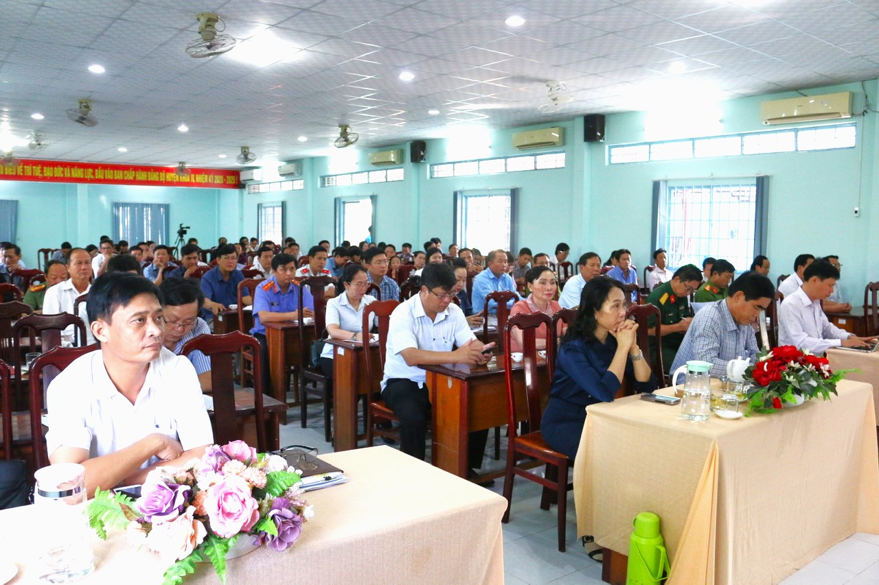 Dân sinh - Vùng 5 Hải quân tuyên truyền biển, đảo cho hơn 800 người ở Kiên Giang (Hình 2).