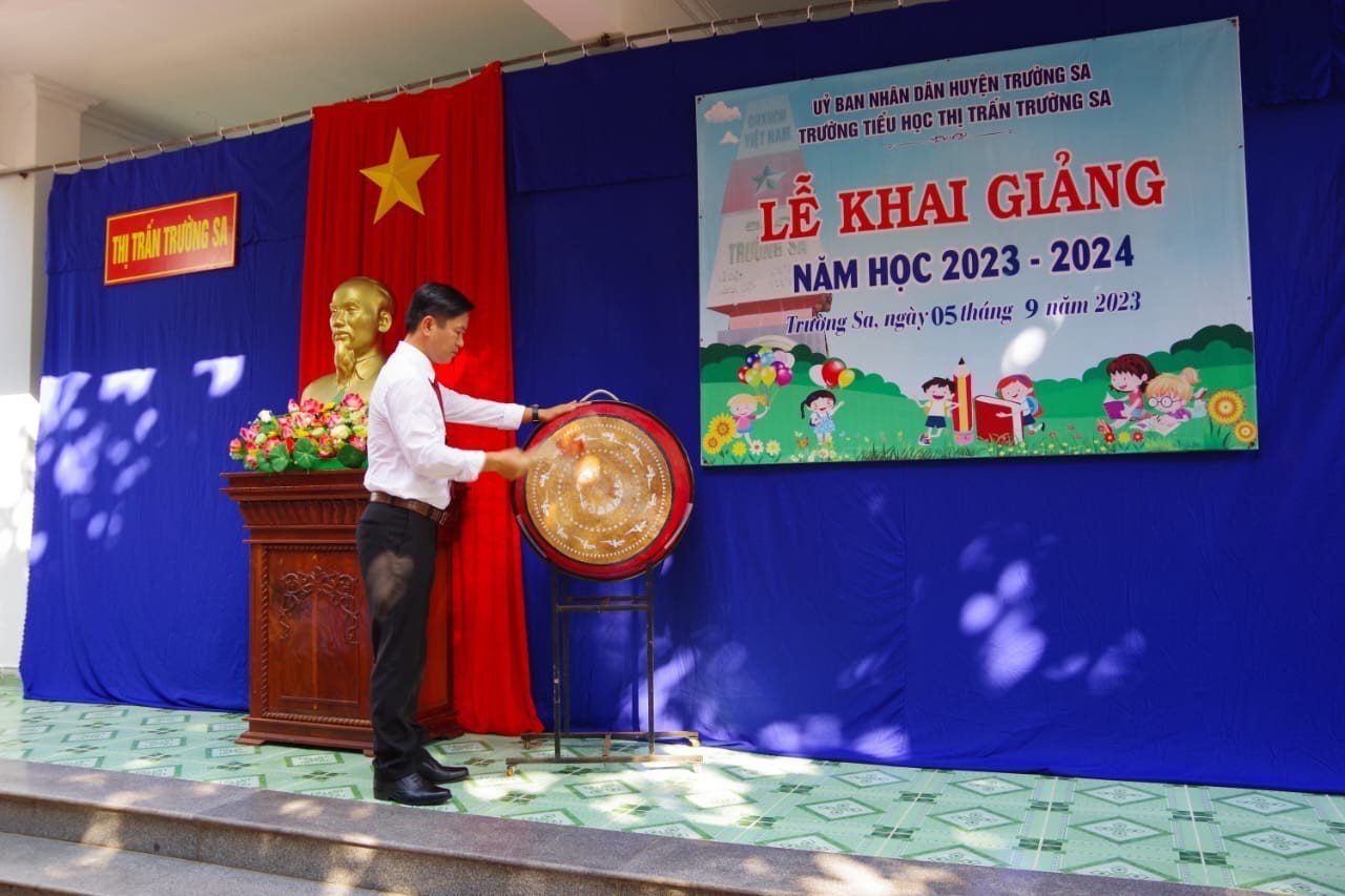 Giáo dục - Khánh Hòa: Thầy và trò huyện đảo Trường Sa chào đón năm học mới