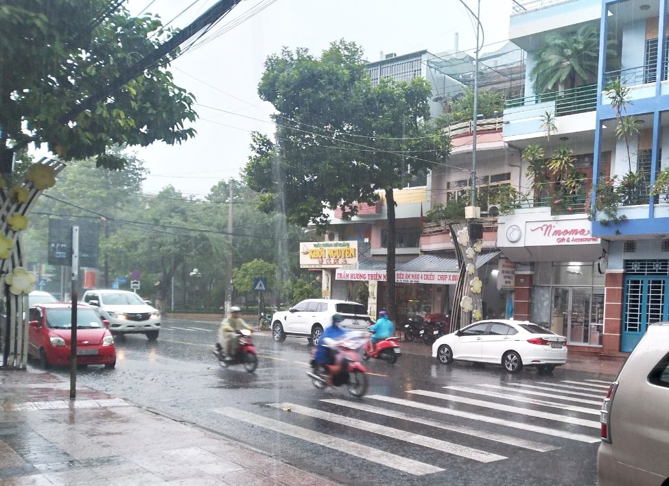 Dân sinh - Khánh Hòa triển khai các biện pháp ứng phó với mưa lũ lớn 