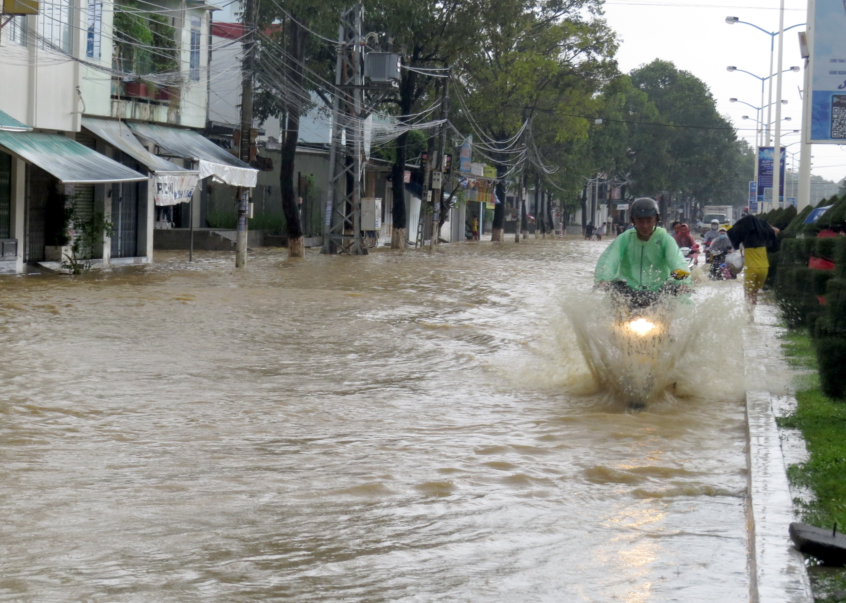 Dân sinh - Mưa lũ gây nhiều thiệt hại ở tỉnh Khánh Hòa