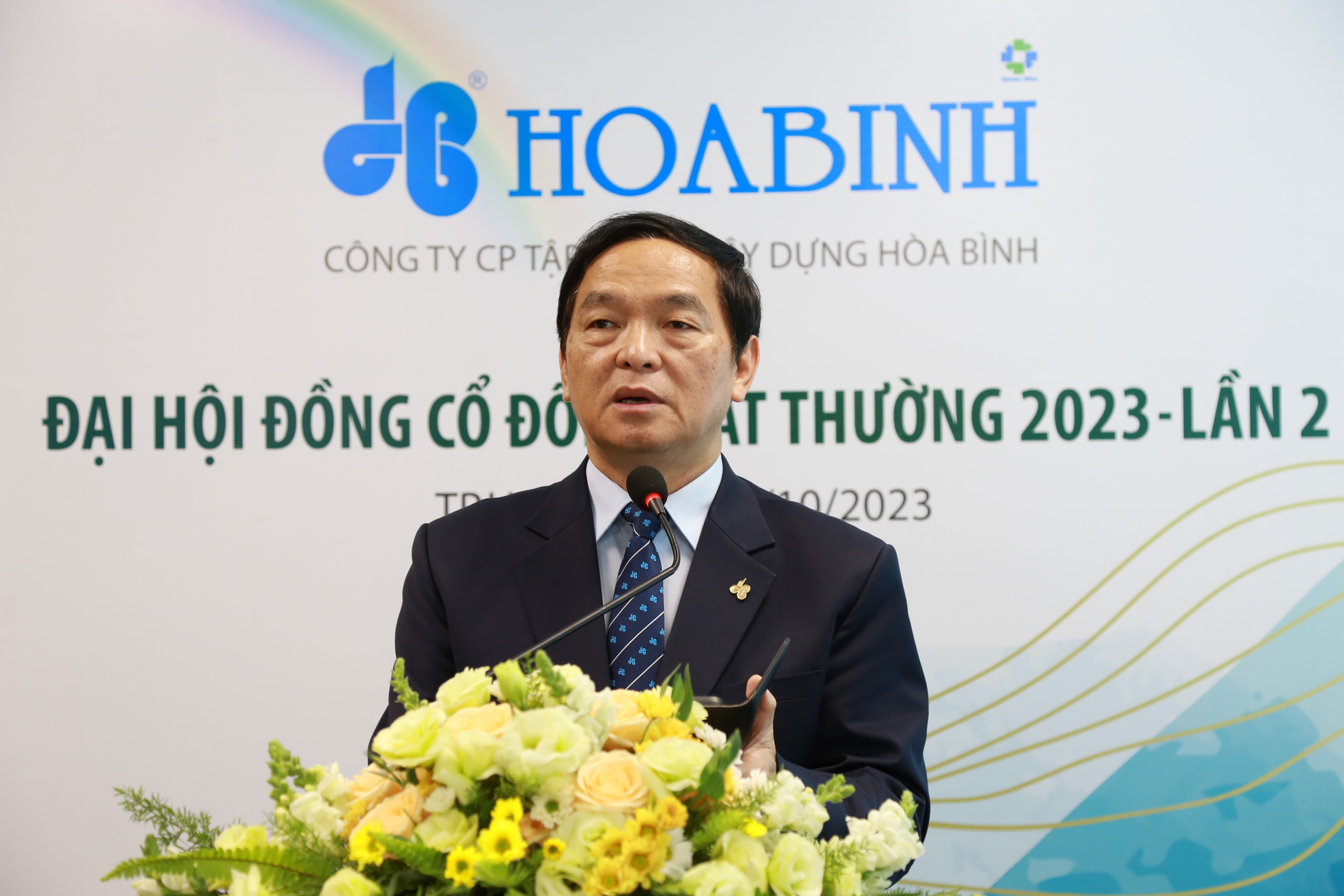 Hồ sơ doanh nghiệp - Xây dựng Hoà Bình thắng kiện, thu hồi hơn 304 tỷ đồng công nợ từ FLC