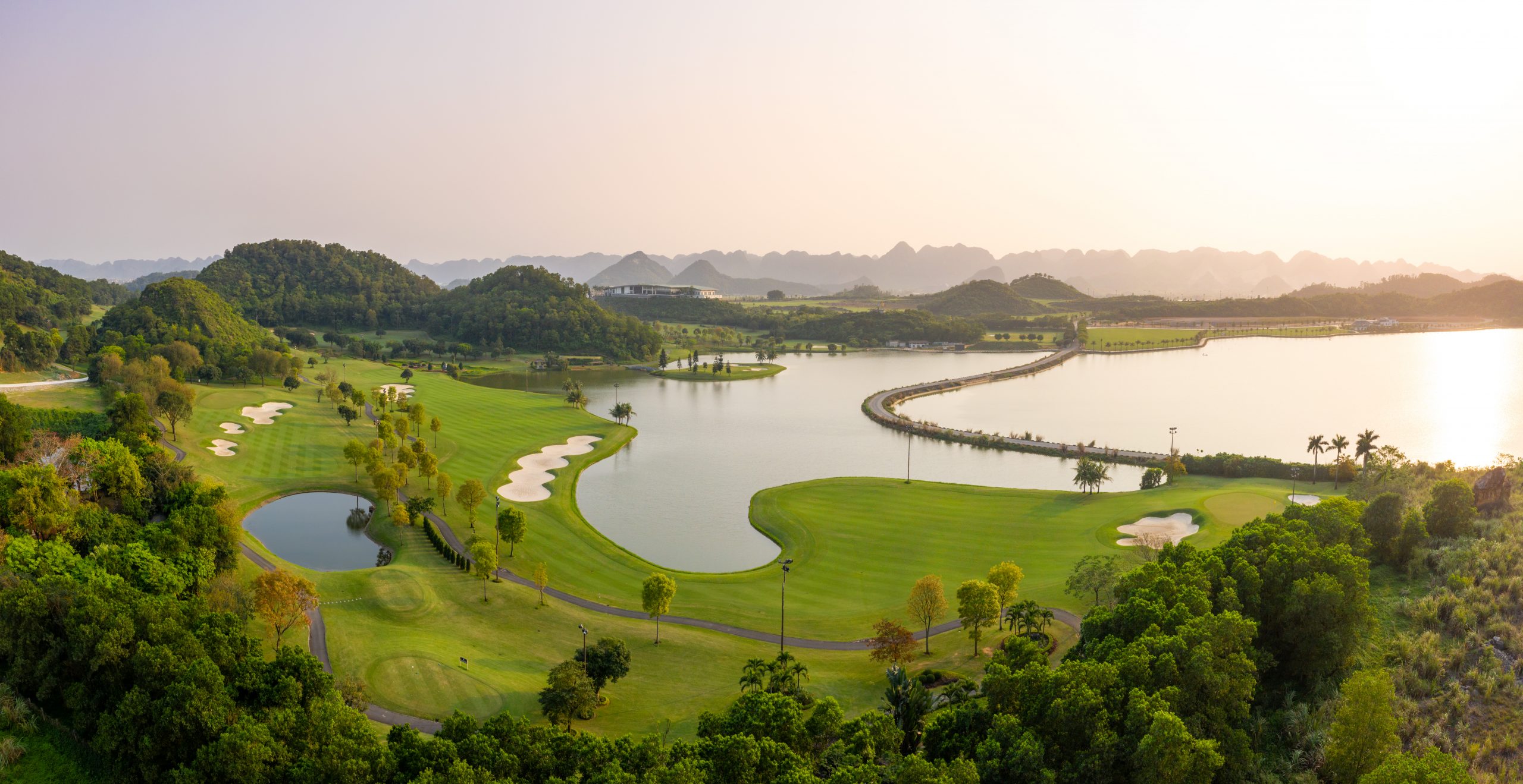 Hồ sơ doanh nghiệp - Danh tính ông chủ của dự án sân golf vướng loạt sai phạm ở Ninh Bình