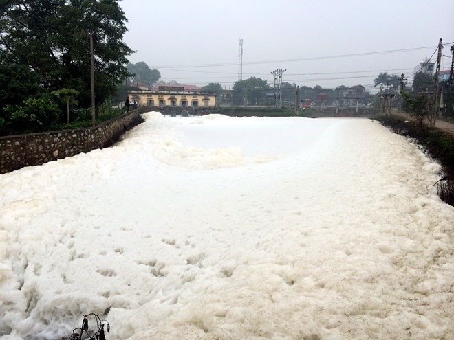 Xã hội - Lượng amoni tại 'sông tuyết' Hà Nam vượt 70 lần cho phép