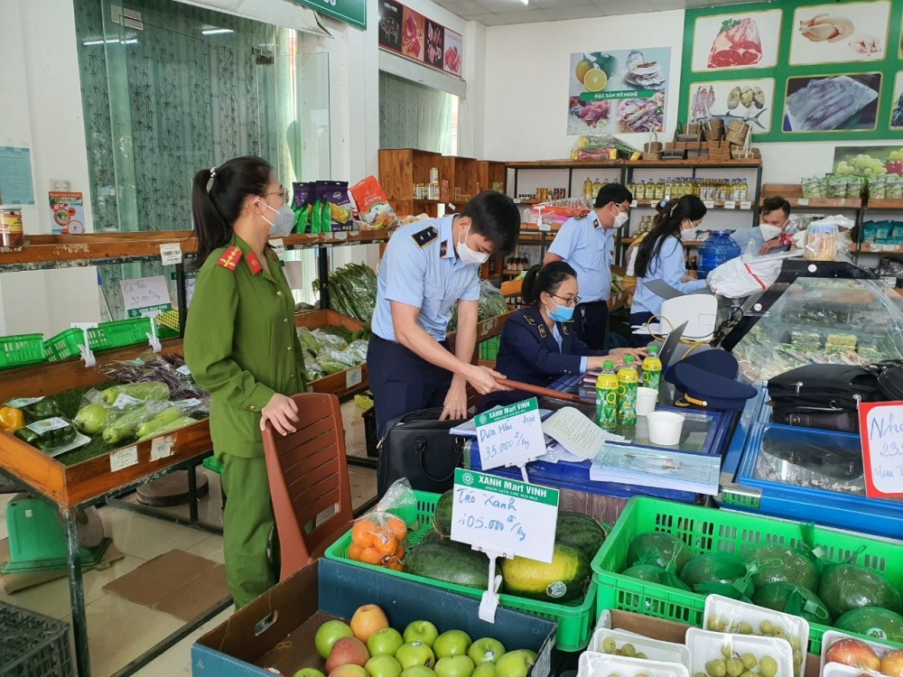 Toàn cảnh - Nghi vấn rau VietGAP 'rởm' vào siêu thị: Bộ Nông nghiệp họp khẩn