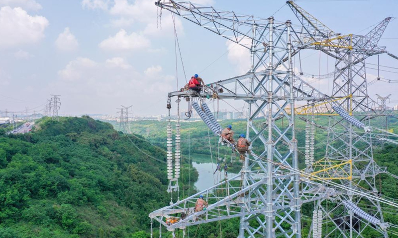 Tiêu điểm thế giới - “Ngấm đòn” từ khủng hoảng điện, triển vọng kinh tế Trung Quốc ảm đạm