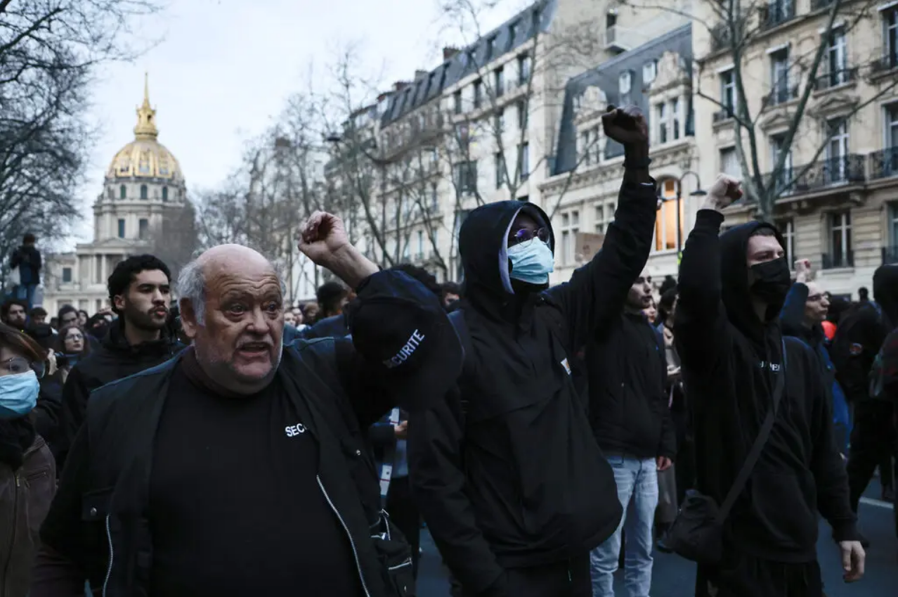 Thế giới - Điều gì chờ đợi Tổng thống Pháp Macron sau bỏ phiếu bất tín nhiệm? (Hình 2).