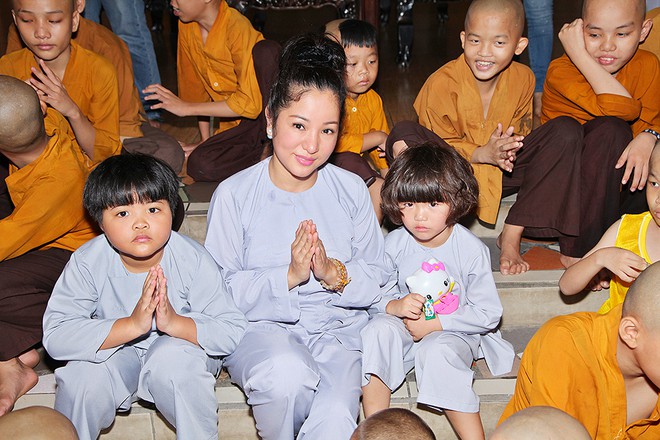 Ngôi sao - Danh hài Thúy Nga: Làm từ thiện bằng lòng từ bi nhưng phải dùng trí để nhận định (Hình 3).