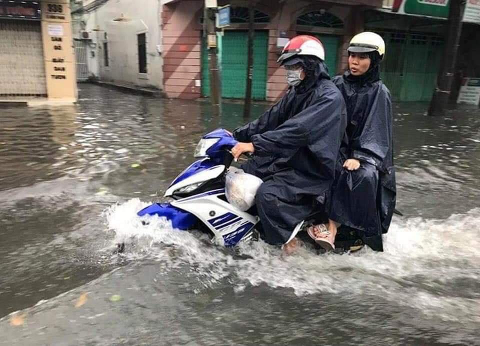 Tin nhanh - Bão số 9 vào Bà Rịa - Vũng Tàu: May mắn chưa có thiệt hại về người (Hình 2).