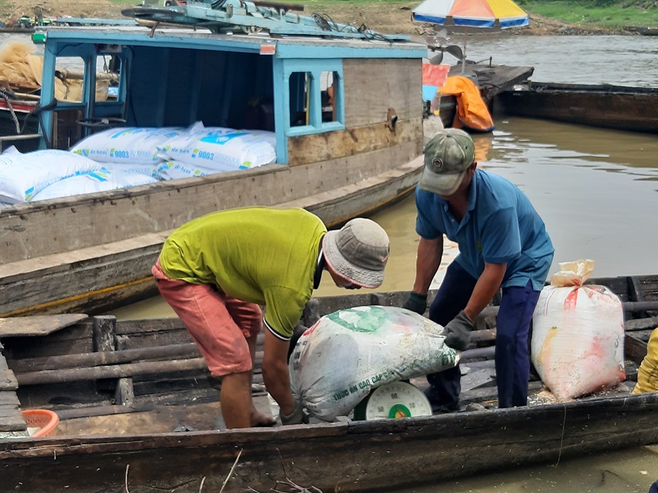 Môi trường - Đìu hiu làng bè La Ngà sau sự cố hơn 1.000 tấn cá chết trắng (Hình 3).