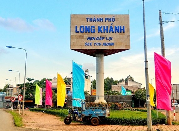 Tin nhanh - Long Khánh chính thức trở thành thành phố thứ 2 của tỉnh Đồng Nai