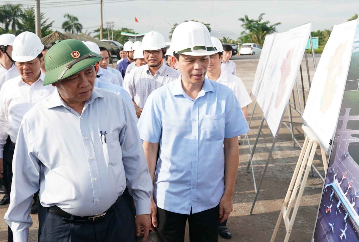 Tin nhanh - Thủ Tướng Nguyễn Xuân Phúc làm việc với Đồng Nai về dự án sân bay Long Thành