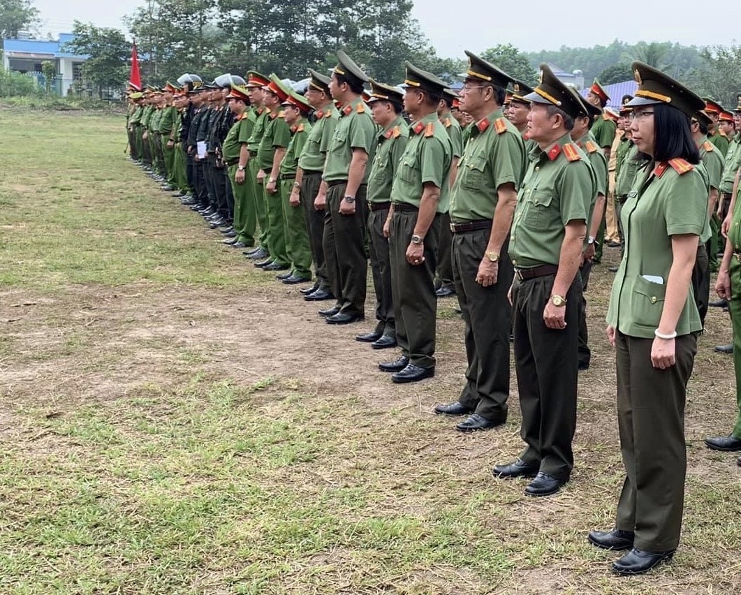 Tin nhanh - Đồng Nai ra mắt tổ cảnh sát bảo đảm an toàn khu vực xây dựng sân bay