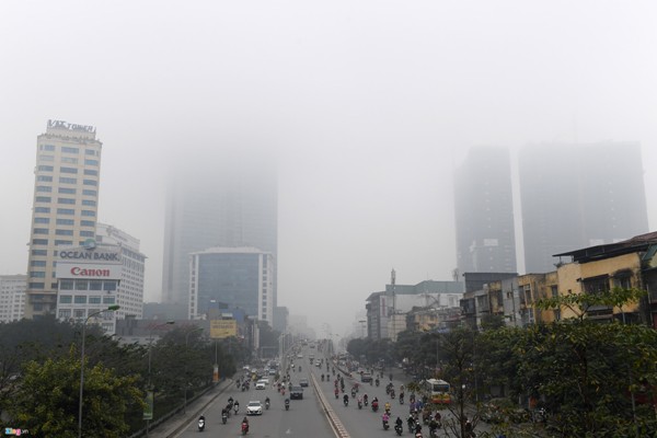 Xã hội - Chùm ảnh: Hà Nội chìm trong sương mù ngày 16/1 (Hình 5).
