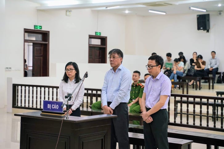 Hồ sơ điều tra - Nguyên Phó Tổng giám đốc PVEP nói không nhận tiền chăm sóc khách hàng từ Oceanbank