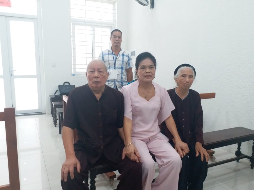 Hồ sơ điều tra - Gia đình lên tiếng vụ con dâu khai tử bố mẹ chồng