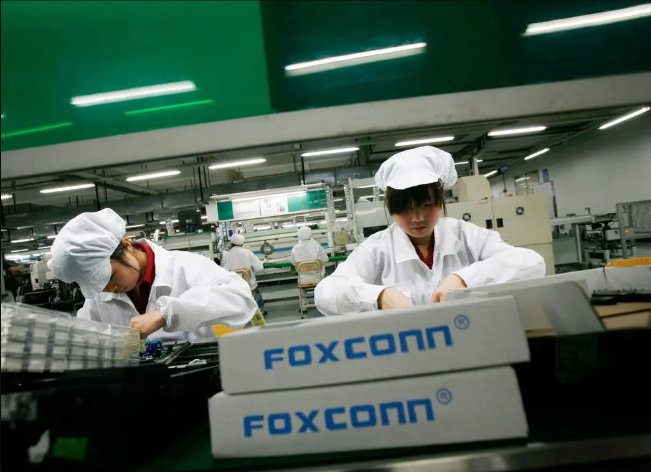 Thế giới - Foxconn không còn là nhà lắp ráp độc quyền iPhone 15 Pro