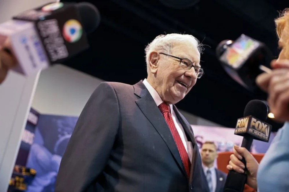 Thế giới - Tỷ phú Warren Buffet bơm tiền vào loạt doanh nghiệp Nhật Bản