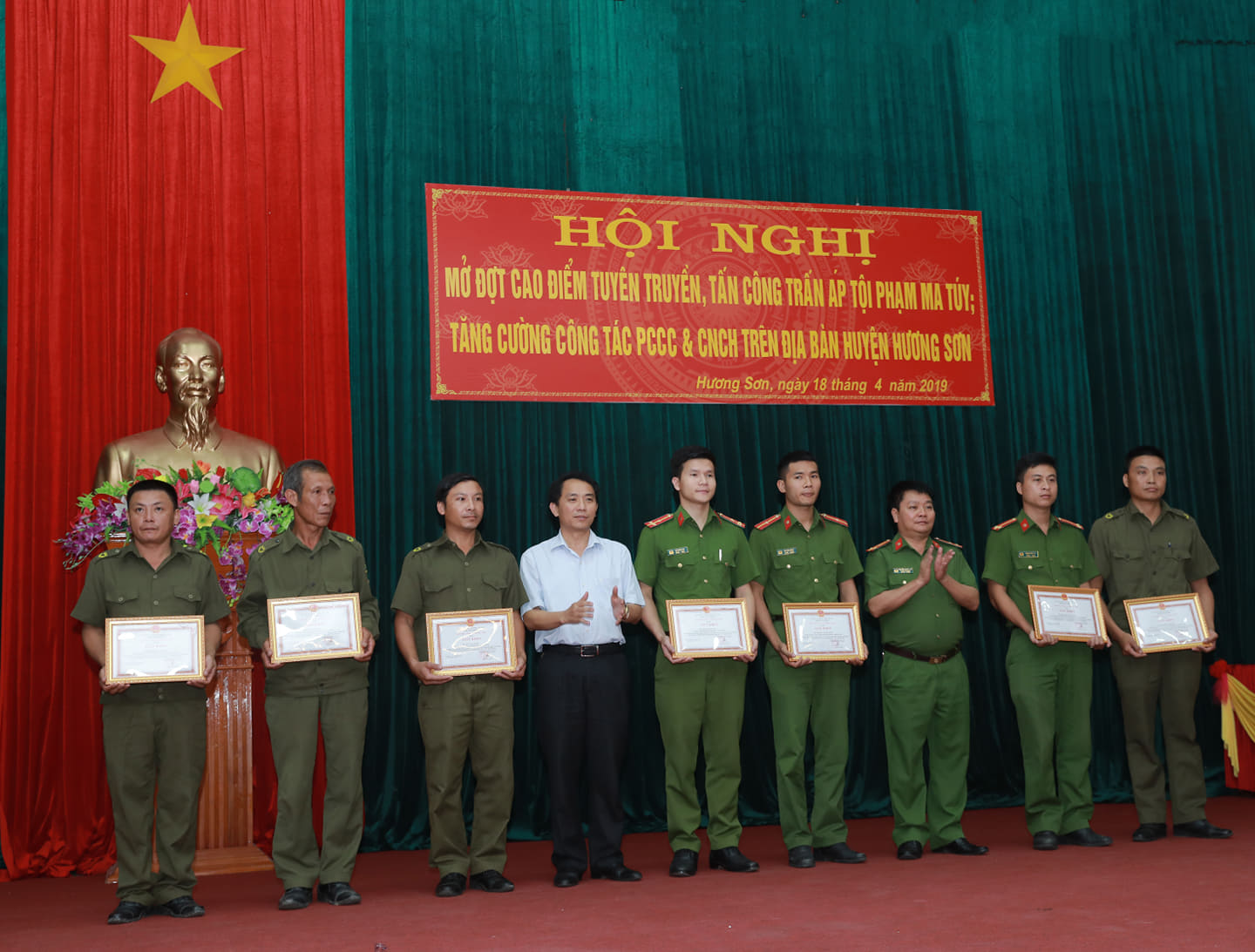 Chính sách - Đẩy mạnh tuyên truyền, trấn áp tội phạm ma túy khu vực biên giới Hà Tĩnh