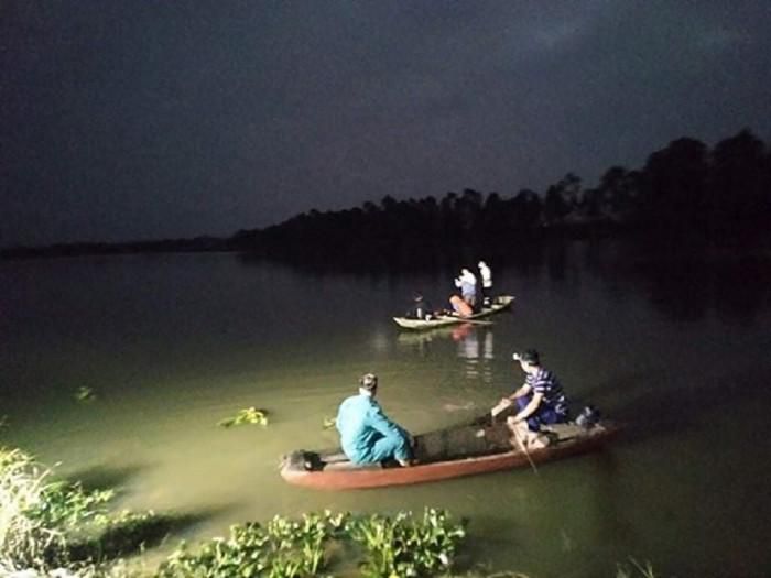 Dân sinh - Hà Tĩnh: Lật thuyền trên sông khiến một người đàn ông tử nạn