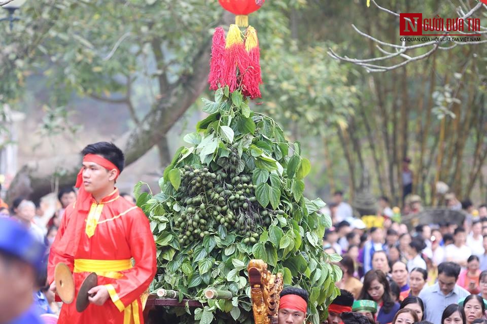 Tin nhanh - Tưng bừng hội Gióng Sóc Sơn, không còn lộn xộn tranh cướp “giò hoa tre” (Hình 7).