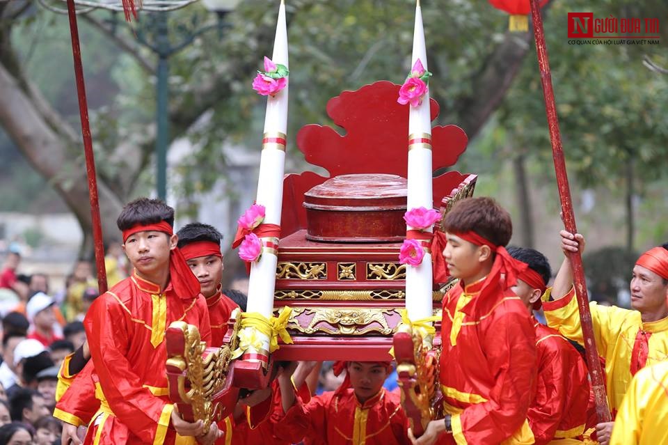 Tin nhanh - Tưng bừng hội Gióng Sóc Sơn, không còn lộn xộn tranh cướp “giò hoa tre” (Hình 11).