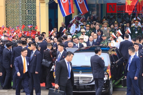 Tin nhanh - Hình ảnh đặc biệt của Nhà lãnh đạo Triều Tiên Kim Jong - un khi tới Việt Nam