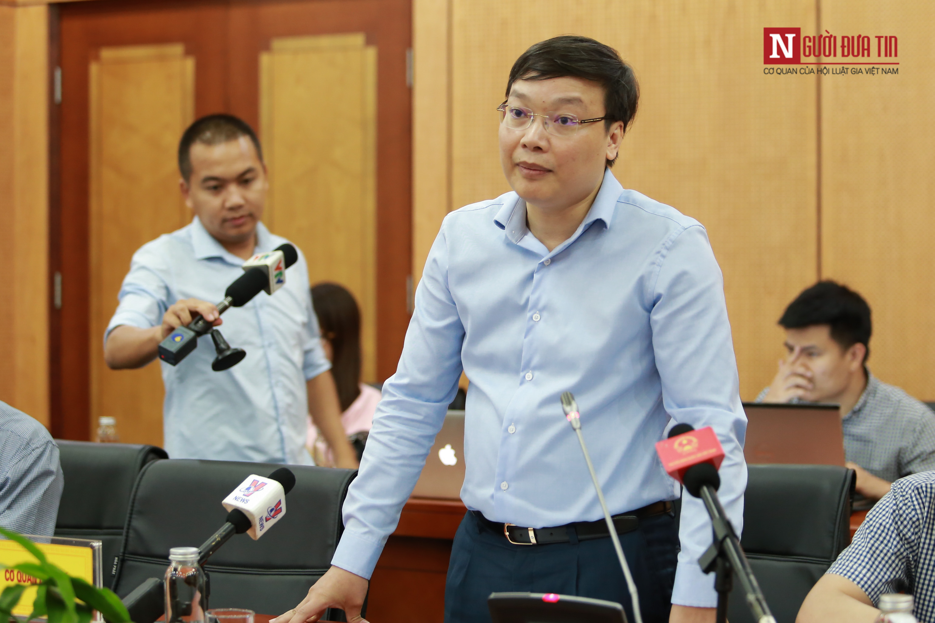 Chính sách - Bộ Nội vụ thông tin về việc kiểm điểm Trưởng đoàn ĐBQH tổ chức đám cưới 3 ngày cho con trai
