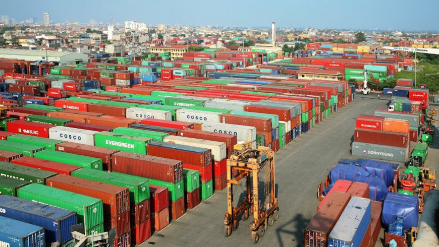 Tiêu dùng & Dư luận - Xuất khẩu đình trệ vì thiếu container rỗng, bộ Công Thương nói gì?