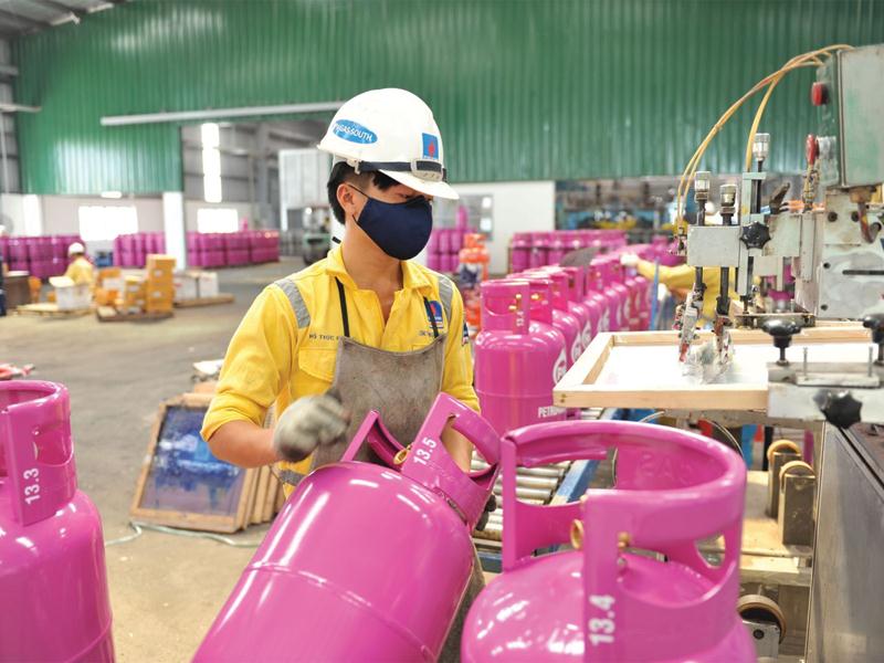 Tài chính - Ngân hàng - Giá dầu tăng, mỗi ngày PV GAS thu gần 200 tỷ đồng