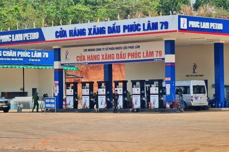 Tiêu dùng & Dư luận - 4/7 doanh nghiệp đầu mối xăng dầu đã được trả giấy phép kinh doanh