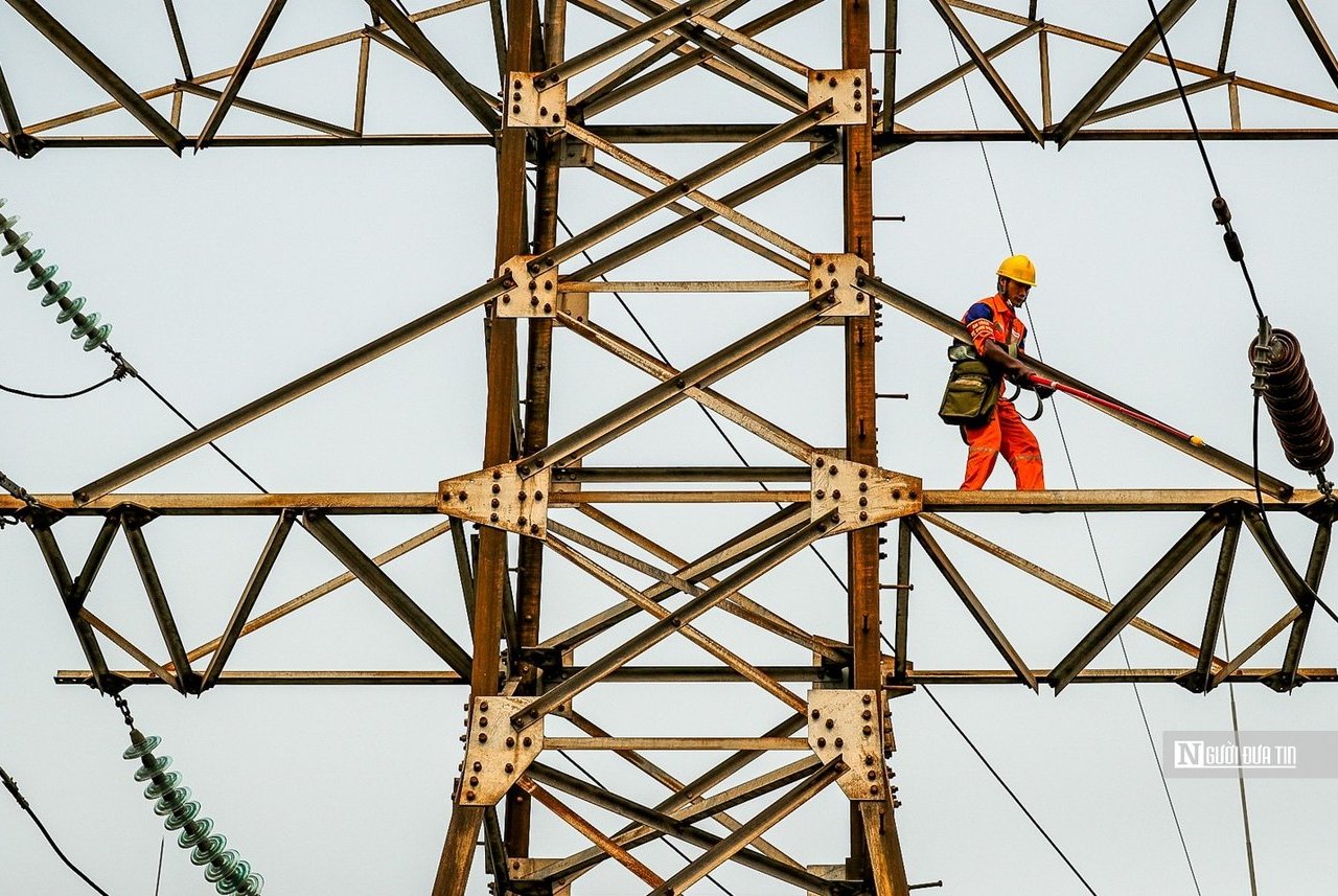 Kinh tế vĩ m&ocirc; - Bộ C&ocirc;ng Thương n&ecirc;u quan điểm về việc gi&aacute; điện b&aacute;n lẻ tăng 3%