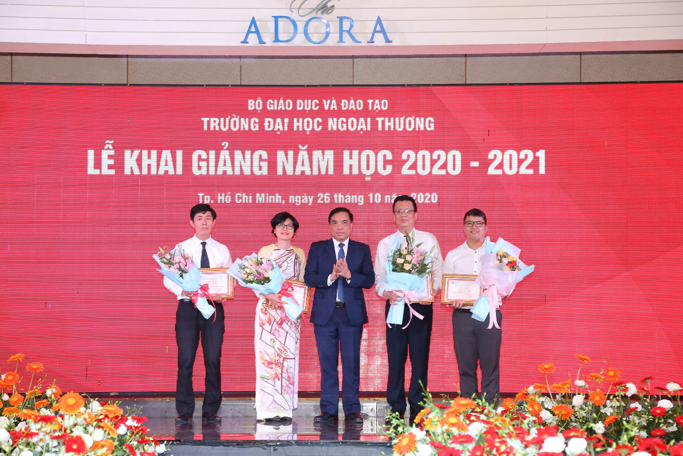 Xã hội - Cơ sở II trường Đại học Ngoại Thương Khai giảng năm học 2020-2021 (Hình 3).