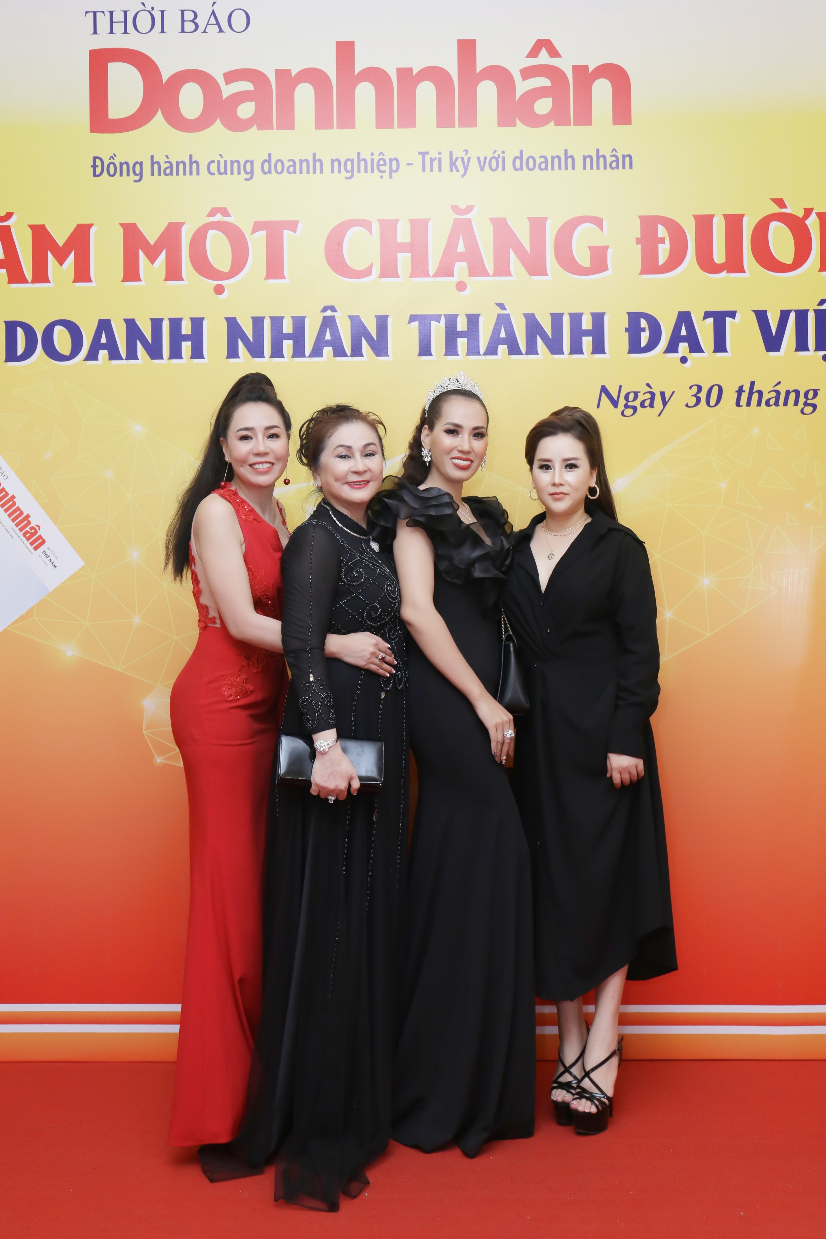 Xã hội - Hoa hậu Thảo Nguyên đạt top 20 Doanh nhân thành đạt Việt Nam (Hình 5).