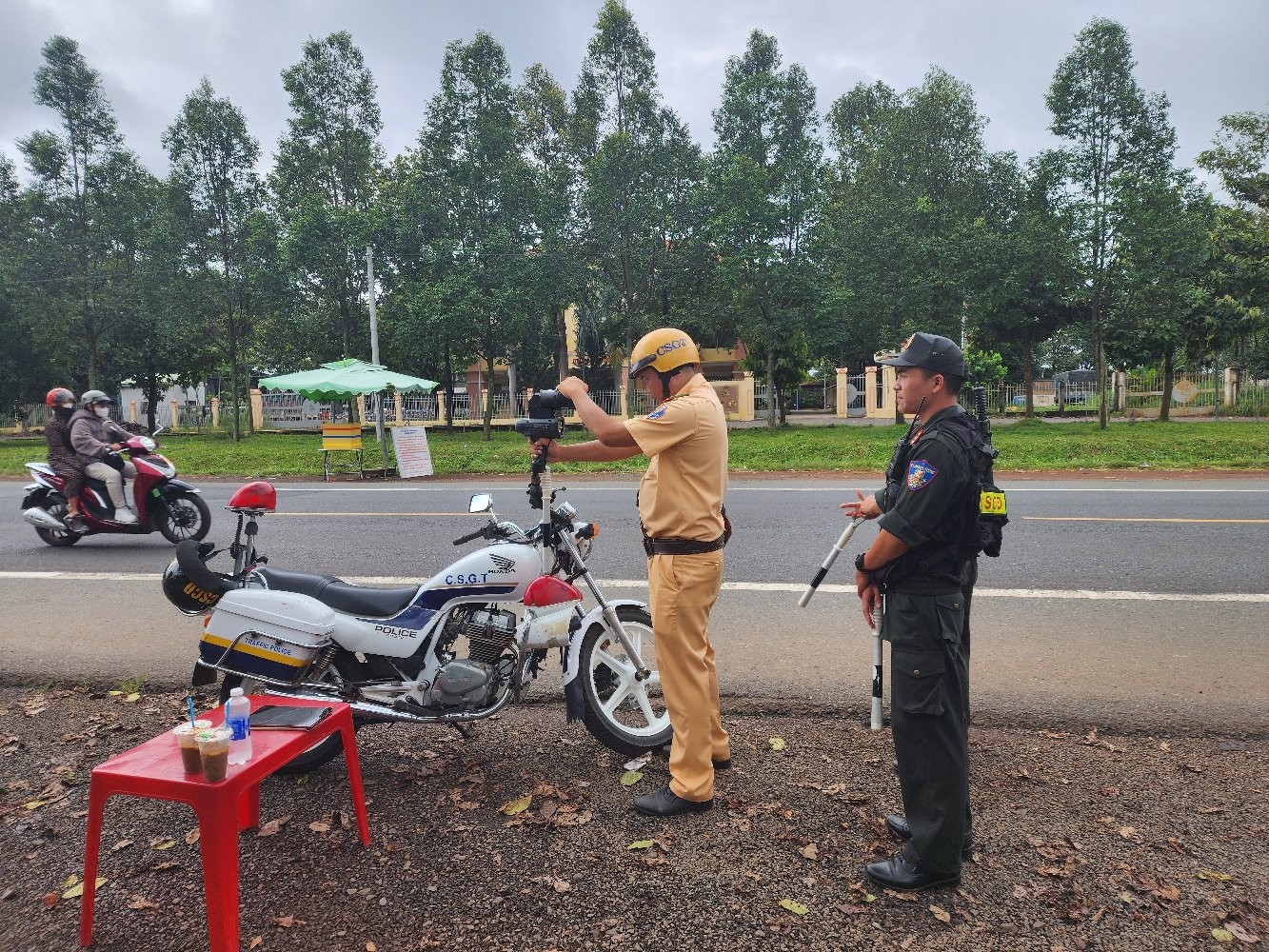 Dân sinh - Bình Phước: Thượng tôn pháp luật để xây dựng văn hóa giao thông an toàn (Hình 2).