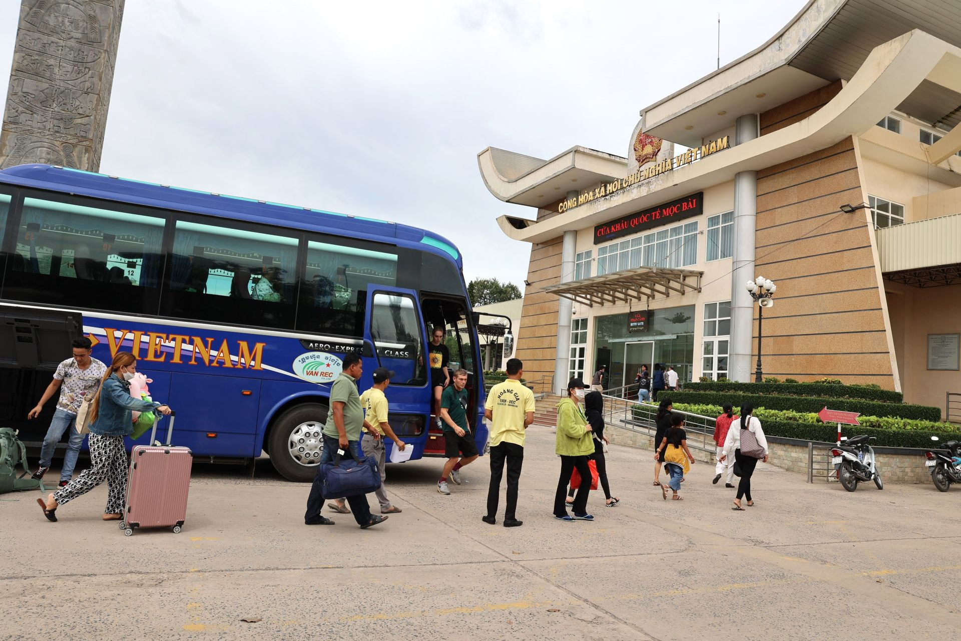 Kinh tế vĩ mô - Tây Ninh: Phấn đấu đạt tốc độ tăng trưởng kinh tế của năm 2024  (Hình 3).