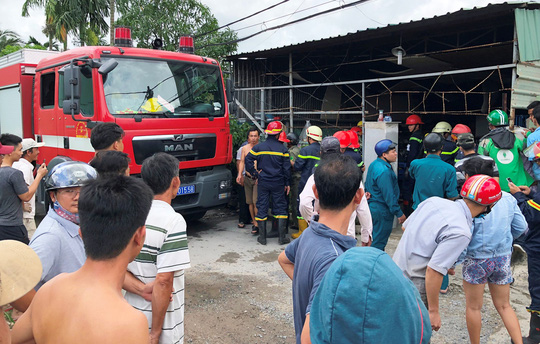 An ninh - Hình sự - TP.HCM: Tạm giữ đối tượng đốt nhà sau cơn cuồng ghen với vợ