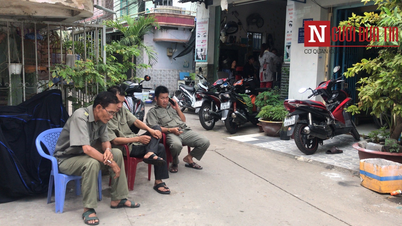 An ninh - Hình sự - Thảm sát ở Bình Tân: Không khí tang thương bao trùm hẻm nhỏ (Hình 5).