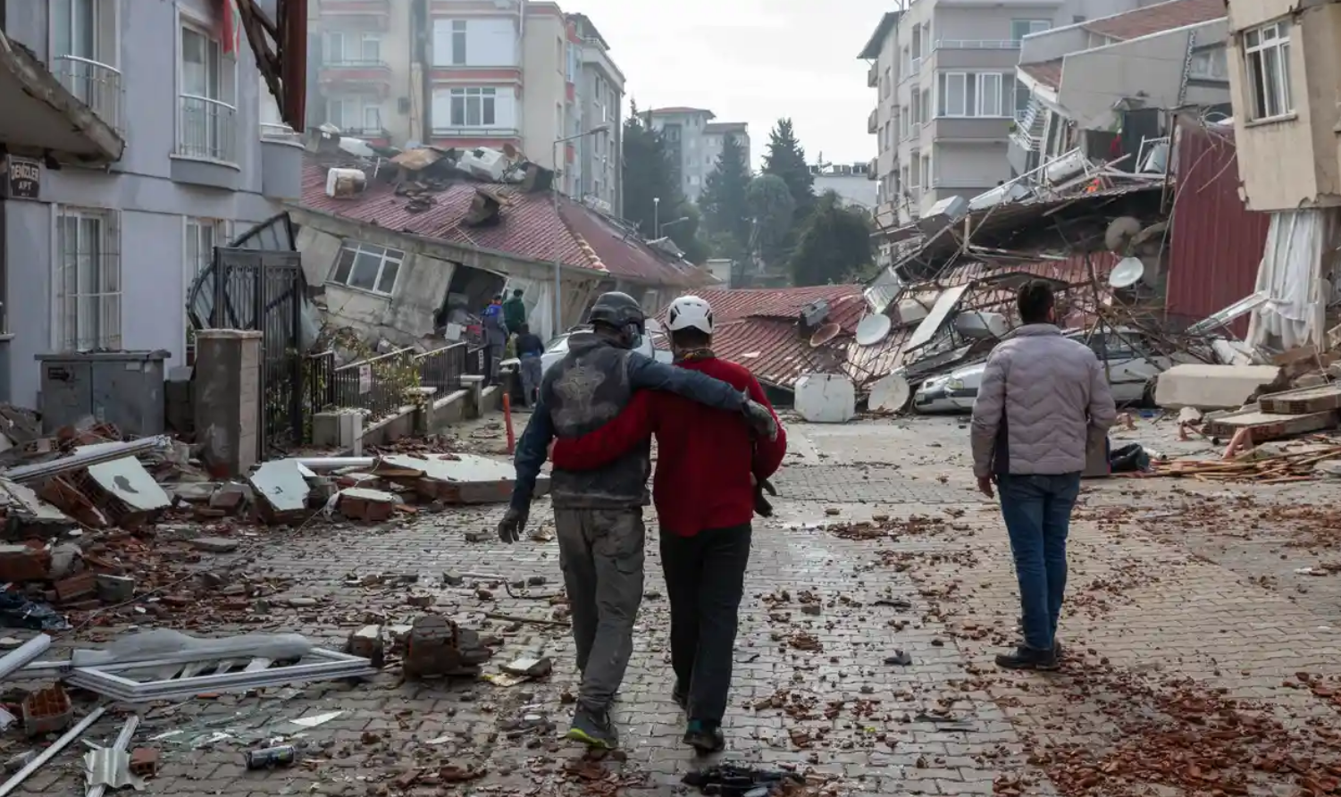 Thế giới - “Mầm sống” trên đống hoang tàn sau trận động đất ở Thổ Nhĩ Kỳ-Syria (Hình 11).