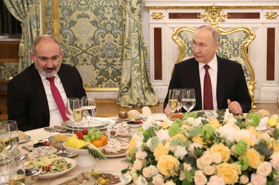 Thế giới - Thủ tướng Armenia gặp ông Putin sau lễ nhậm chức của Tổng thống Nga