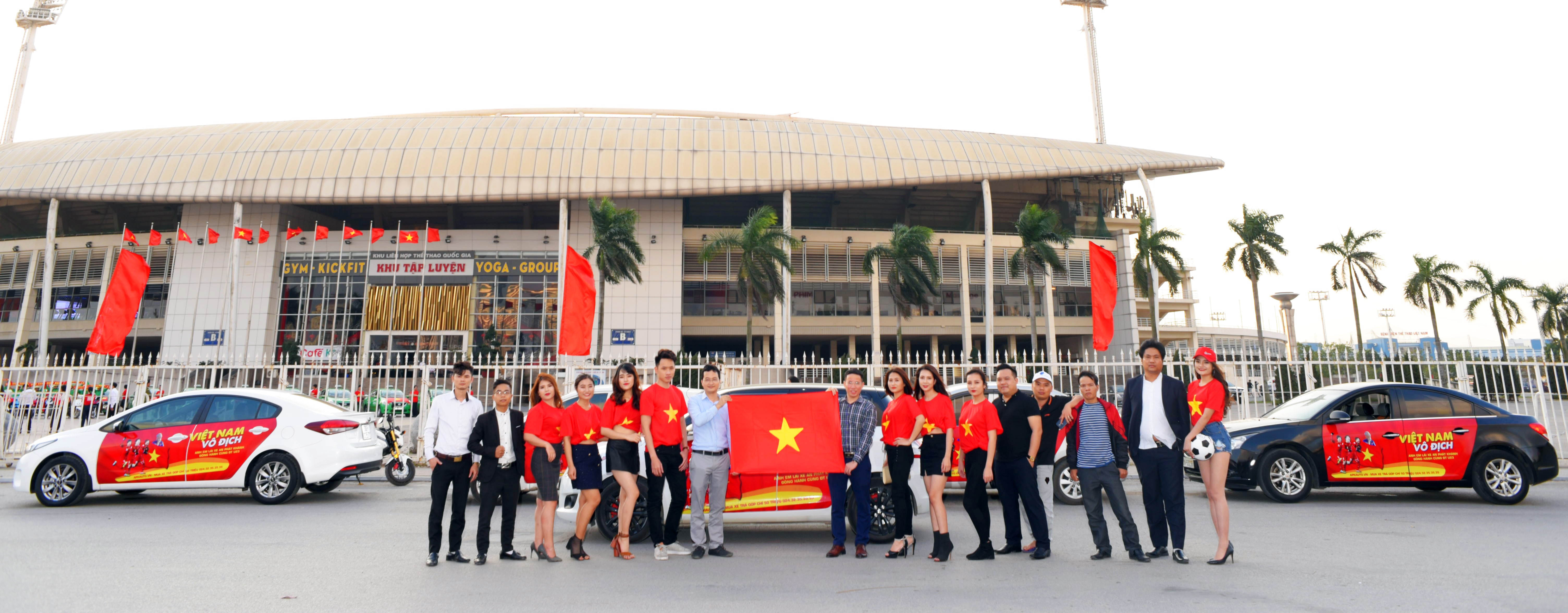 Công nghệ - APKIN tung bộ ảnh “Người đẹp và xe hơi”, sát cánh cùng U23 Việt Nam chiến thắng (Hình 5).