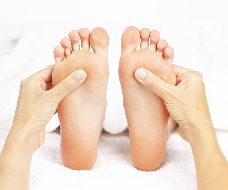 Muối thảo dược ngâm chân – xu hướng thư giãn hot nhất năm