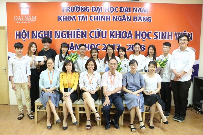 ĐH Đại Nam: Khoa TC - NH chú trọng hoạt động nghiên cứu khoa học trong sinh viên (Hình 5).