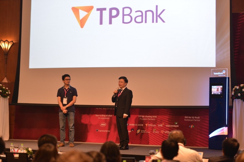 TPBank song hành cùng Instant.vn giành giải thưởng Best Young Local Fintech Award tại FCV