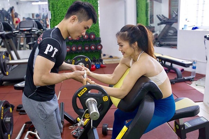 Tập gym mỗi ngày tại 3T Fitness cùng với người mẫu thể hình Tống Hải Duyên (Hình 2).