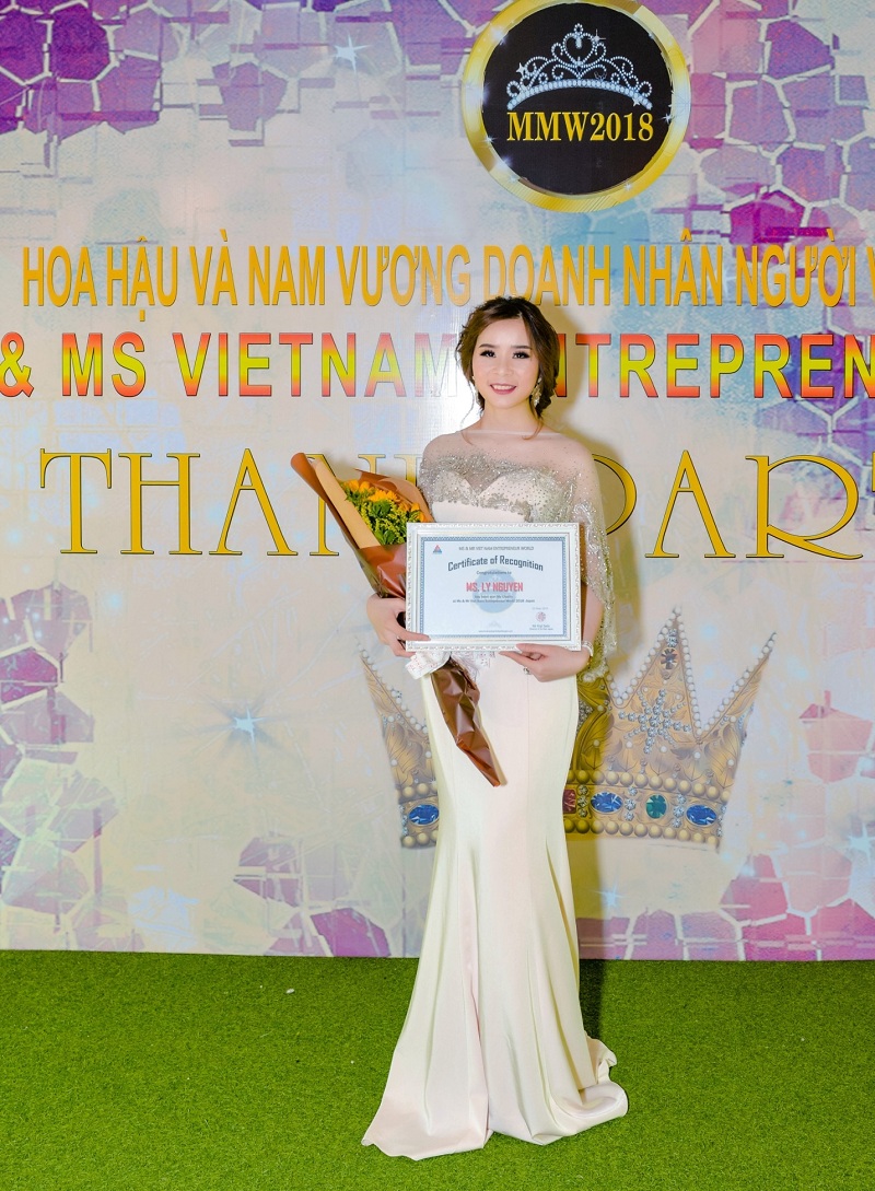 Cần biết - Ly Nguyễn rạng rỡ trong vai trò Giám khảo chung kết “Tìm kiếm Thiên Tài Nhí 2018” (Hình 3).