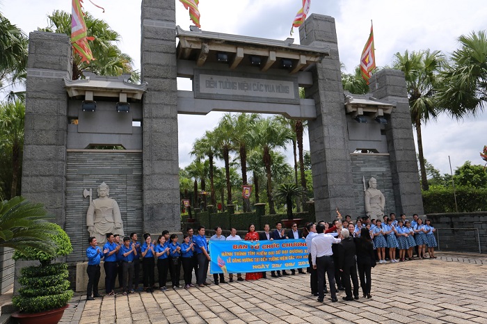 Cần biết - Rộn ràng sắc màu đêm công bố “Hành trình tìm kiếm Đại sứ Đại dương xanh” (Hình 3).