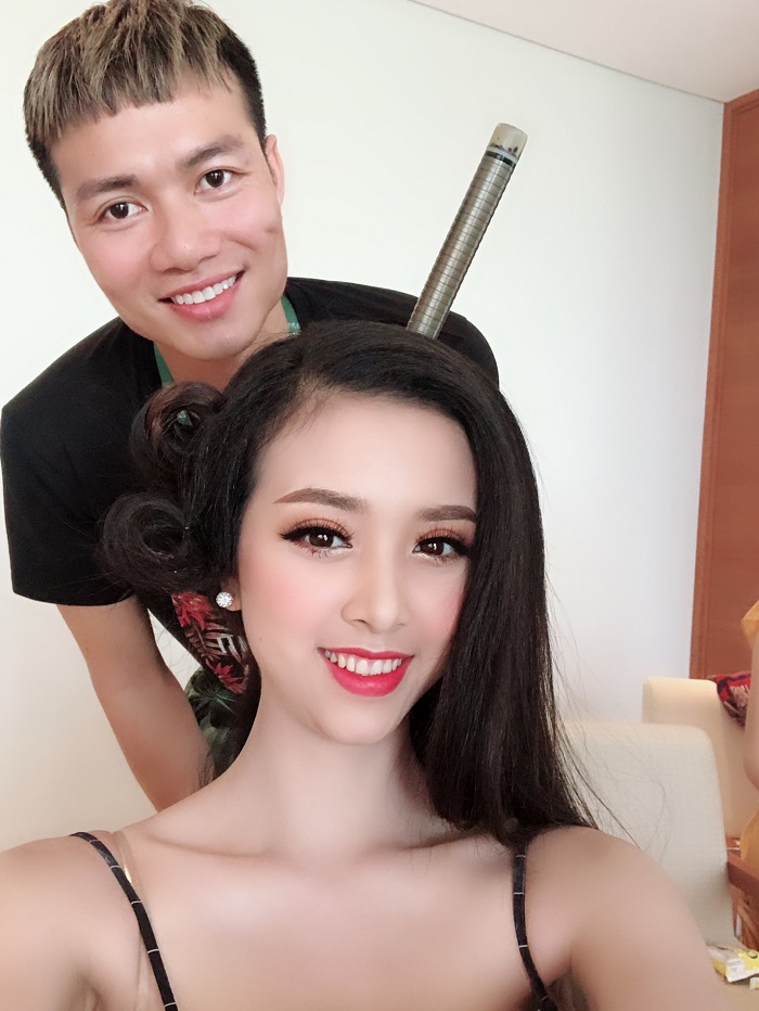 Truyền thông - Chuyên gia make up Trường Tashi vỡ òa cảm xúc khi Thúy An đoạt ngôi Á hậu 2 cuộc thi Hoa hậu Việt Nam 2018 (Hình 4).