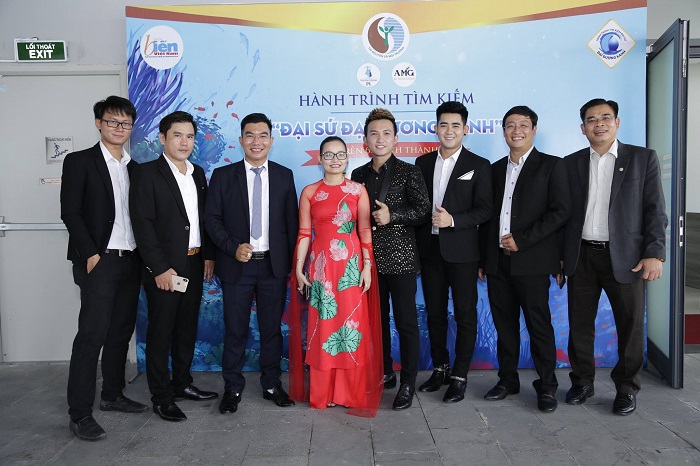 Truyền thông - Nhà báo Chu Loan phát động “Hành trình tìm kiếm Đại sứ Đại dương xanh” trên 63 tỉnh thành (Hình 3).