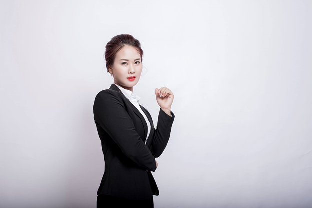 Truyền th&ocirc;ng - Ti&ecirc;́t lộ b&iacute; quyết kiếm h&agrave;ng trăm triệu đồng/th&aacute;ng nhờ kinh doanh thảo dược d&acirc;n tộc Dao