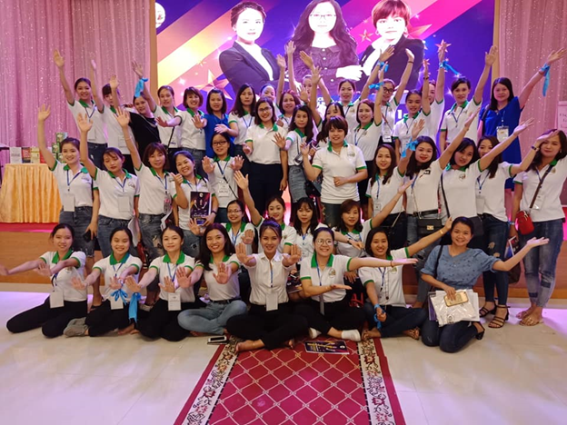 Truyền th&ocirc;ng - Ti&ecirc;́t lộ b&iacute; quyết kiếm h&agrave;ng trăm triệu đồng/th&aacute;ng nhờ kinh doanh thảo dược d&acirc;n tộc Dao (H&igrave;nh 3).